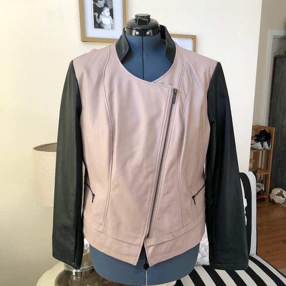 Black and Tan Jacket - Picture 4 of 4